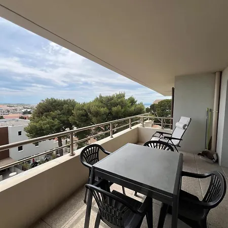 T3 Terrasse Terrasse Ascenseur Parking Internet Sète